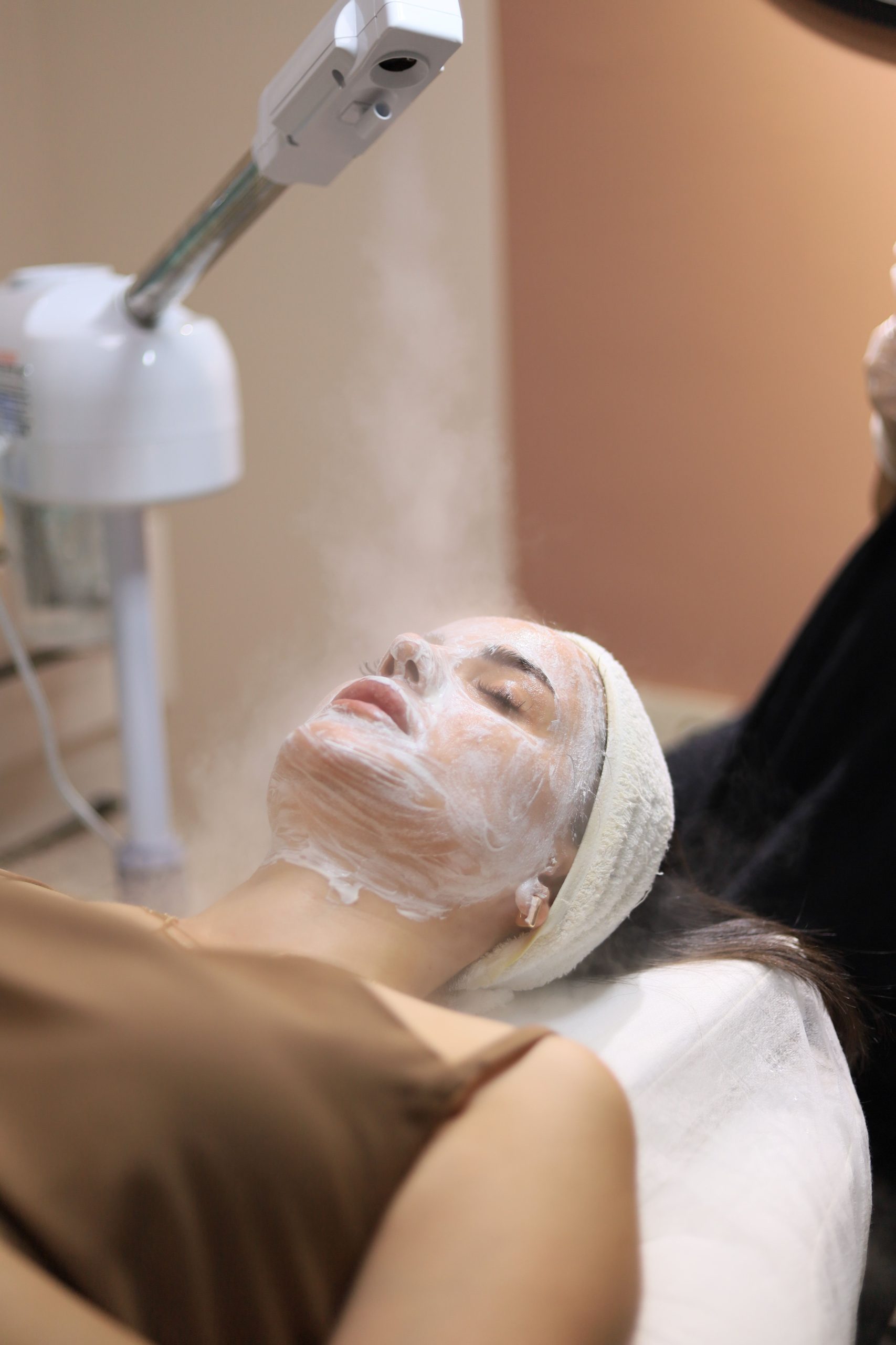 Soin qualité de peau skinbooster mésothérapie peeling